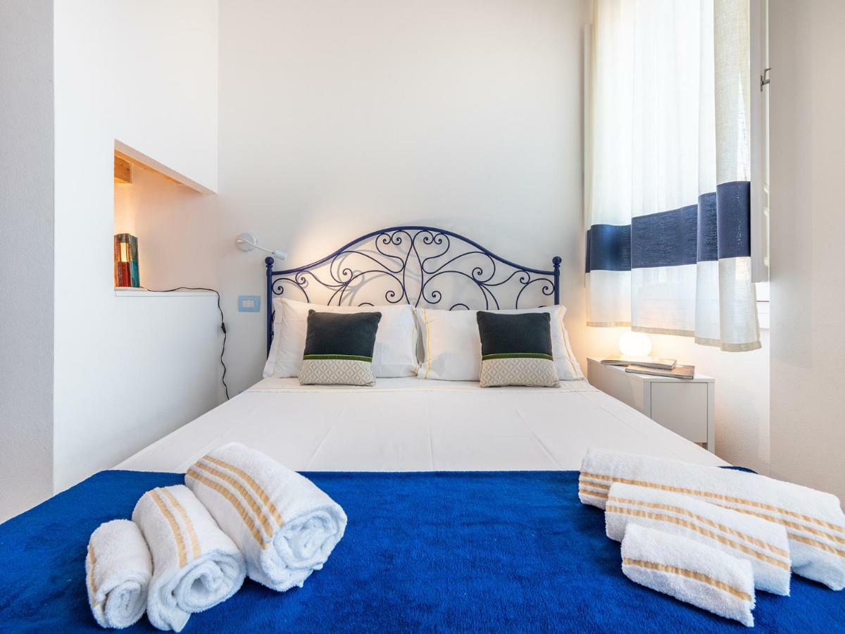 "Bea'S Terrace" - Private Jacuzzi And Panoramic Rooftop In The City Centre Cagliari Eksteriør bilde
